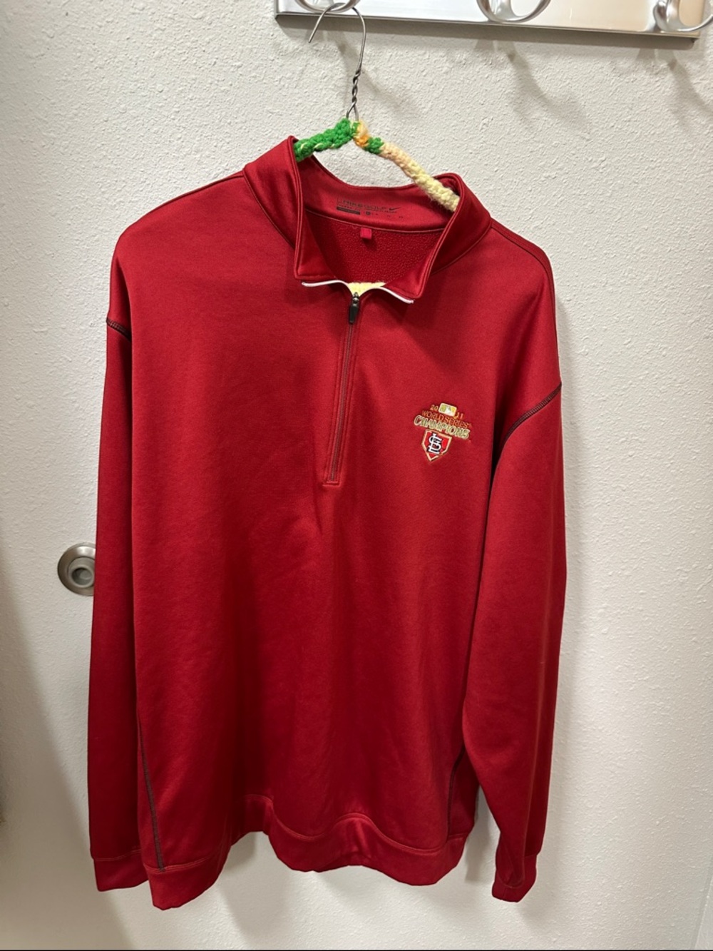 Nike Men's Red Half-Zip XL Golf Pullover with Embroidered Logo